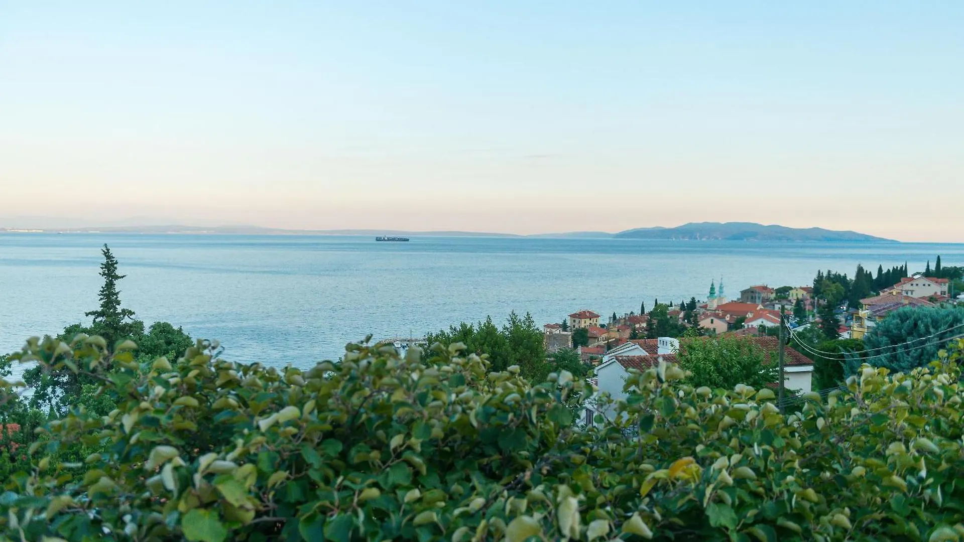 Premium Apartment With Beautiful Sea View, Short Walk To The Sea Opatija